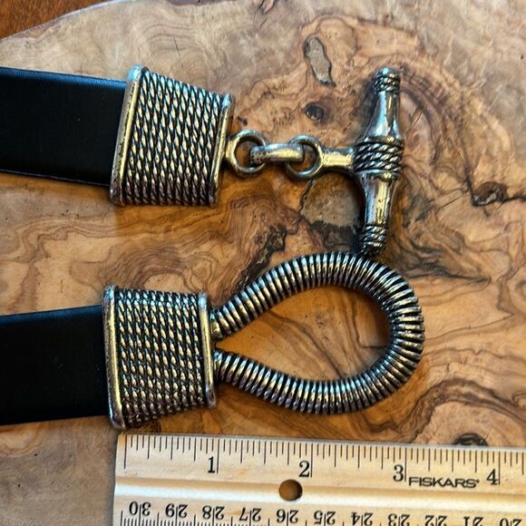 Chico's Adjustable Toggle Closure Belt - Size SM - Picture 4 of 6